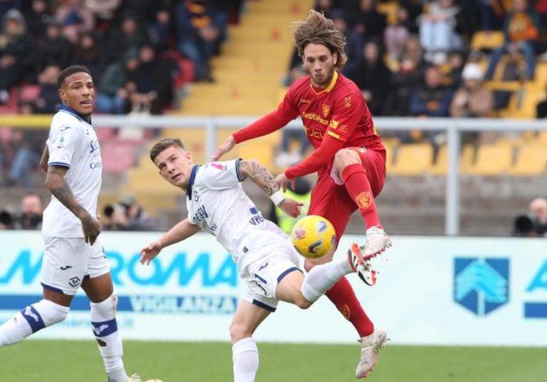 Il Lecce perde contro il Verona ed è crisi: D’Aversa Out?